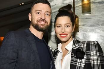 Justin Timberlake y Jessica Biel celebran 10 años de casados de lo más enamorados