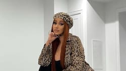 Cardi B retira sus implantes y advierte a fans que piensan ponerse unos