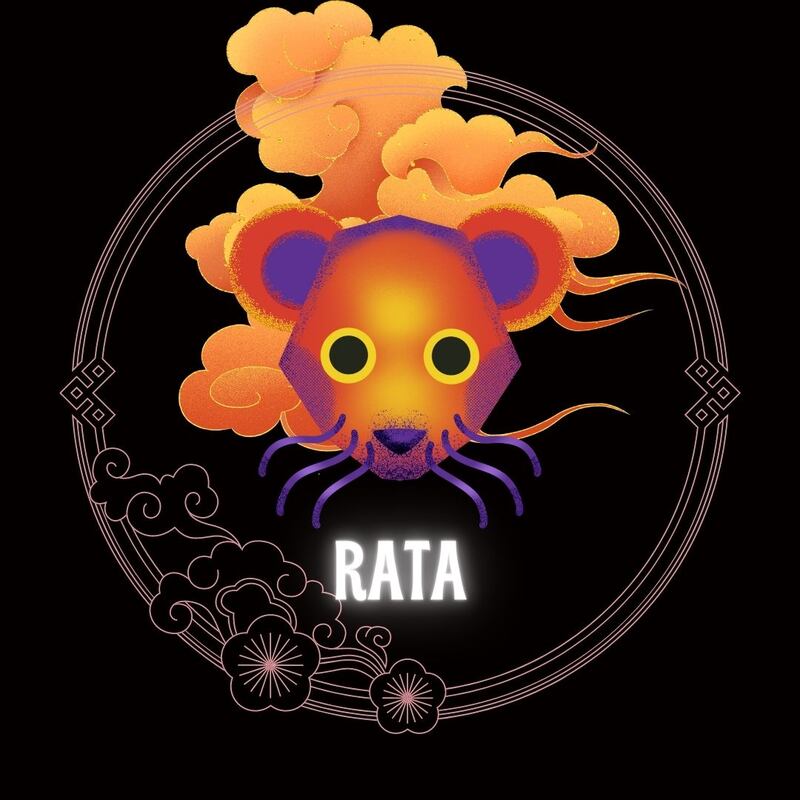 Caricatura de la cara de una Rata sobre un fondo negro azulado, enmarcado en un círculo con flores. Atrás del animal se ven nubes doradas como adornos orientales.