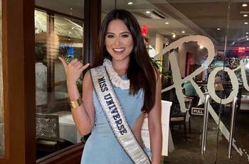 Andrea Meza luce impresionante en traje de baño en Hawái