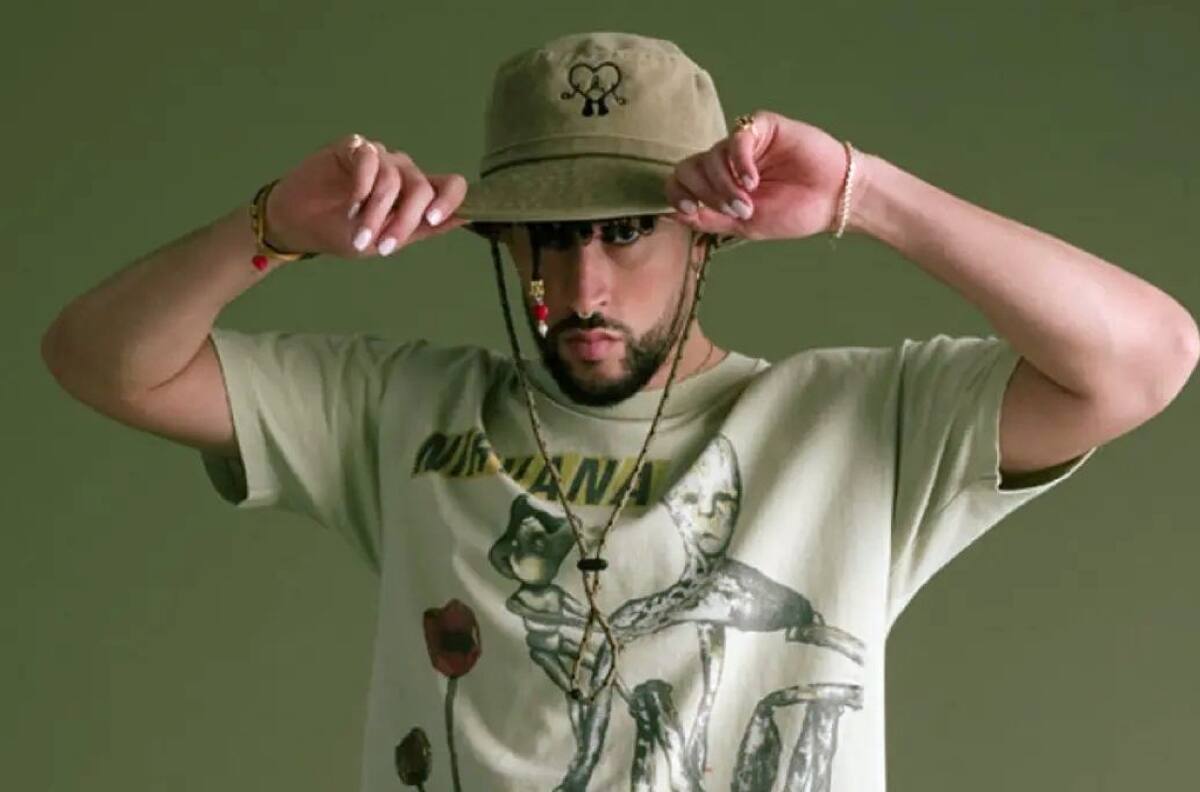 Bad Bunny celebra el éxito de "Un verano sin ti" con este bailecito