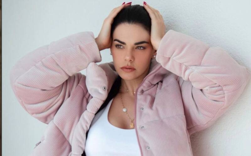 Livia Brito no solamente cautivo a José Ron - Créditos: Instagram: Livia Brito