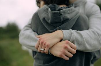 Teoría del apego: ¿Qué es y cuáles son los tipos de apego que existen?