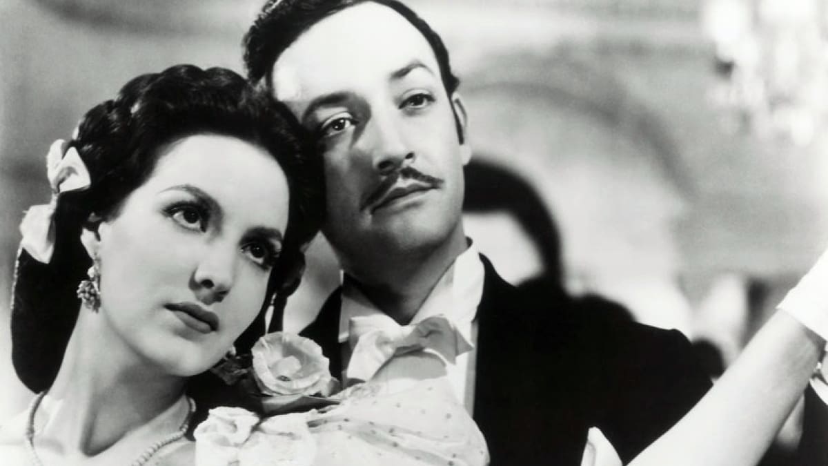 ¿Quién da más? Subastarán fotos de la boda de María Félix y Jorge Negrete