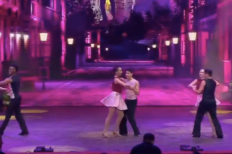 inició con una cargada presentación del grupo Ballet Pasión y Danza Deportiva.