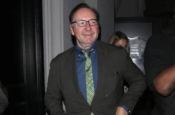 Kevin Spacey asistió a su audiencia en Londres y quedó libre bajo fianza
