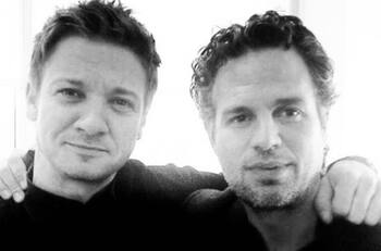Mark Ruffalo pide a fans que recen por la recuperación de Jeremy Renner