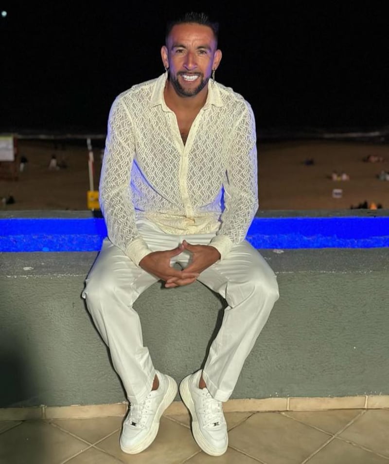 Distintas personalidades del mundo de la televisión compartieron por redes sociales sus atuendos. TiempoX te recopila todos ellos.
