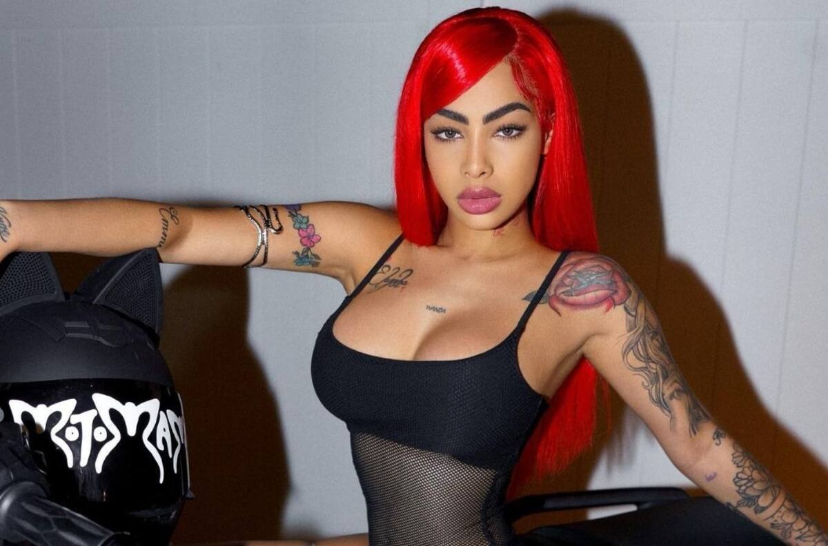 Yailin La Más Viral enciende las redes con fotos al estilo "Motomami" y Rosalía le comenta