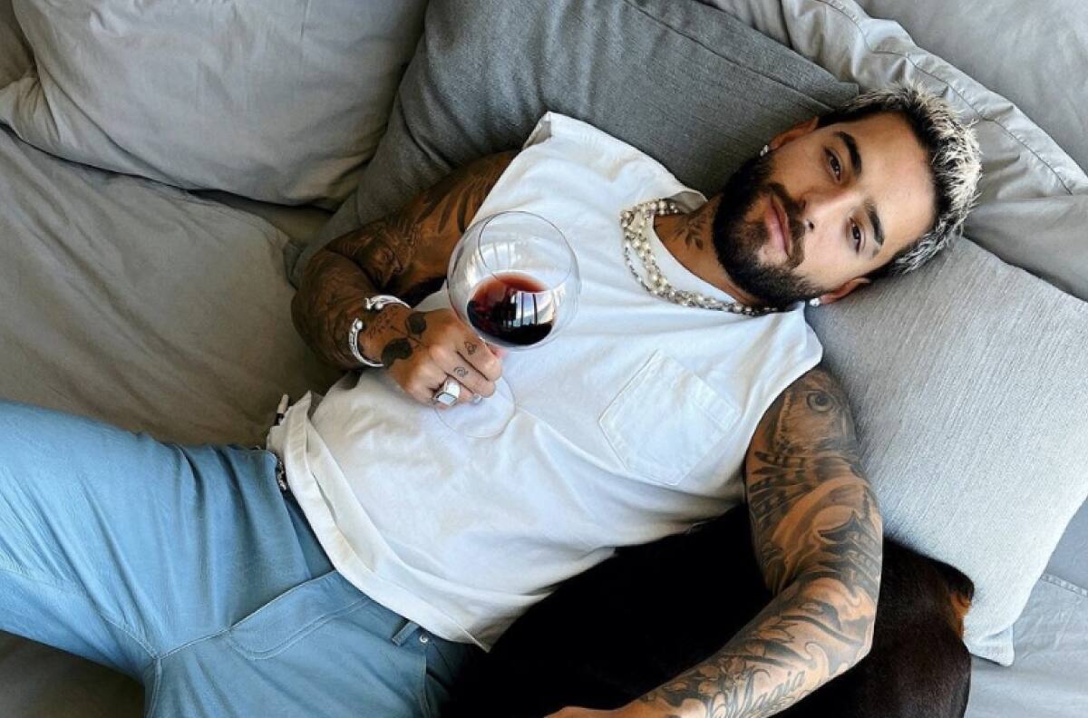 “Con sus oraciones y buena energía seguro todo saldrá bien”: Maluma entra al quirófano