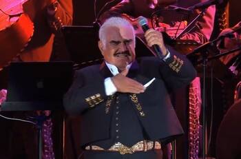 Estable pero con evolución estacionaria: así está la salud de Vicente Fernández