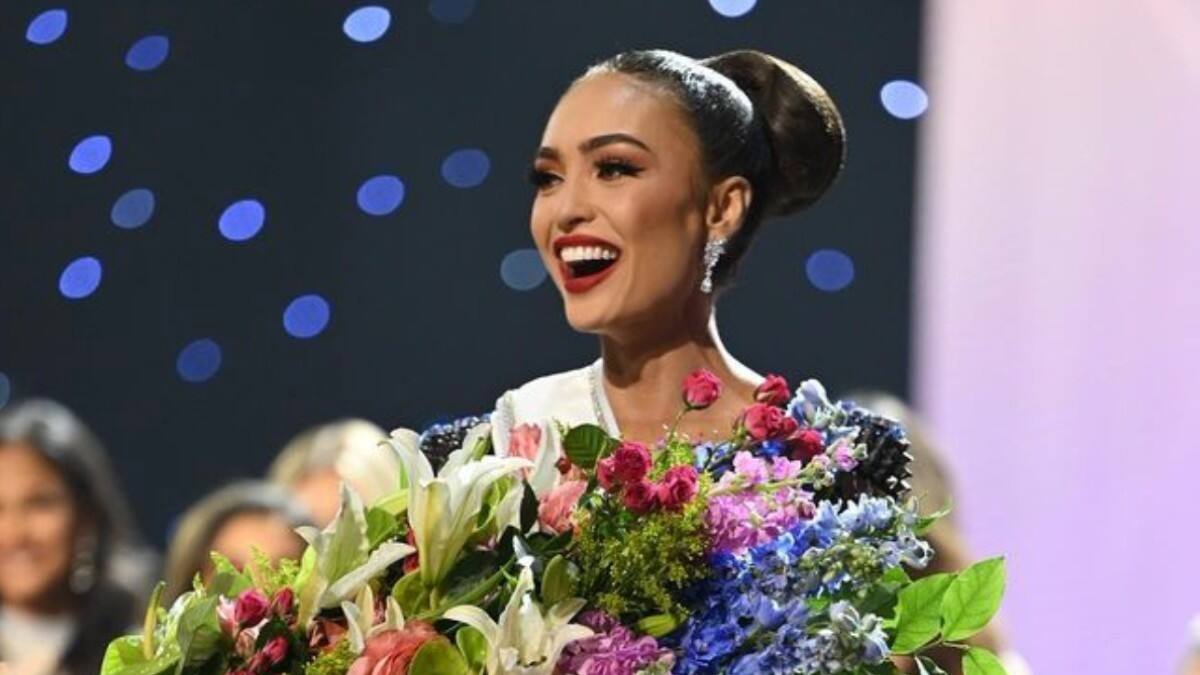 Miss Universo, R’Bonney Gabriel, cederá una de sus coronas y será remplazada por otra concursante