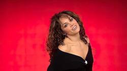 Tatiana presume su escultural figura en traje de baño, a los 52 años