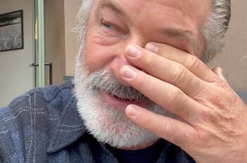 Alec Baldwin: la pistola tenía una bala real, dice la Sección 44 del International Alliance of Theatrical Stage Employees (IATSE)