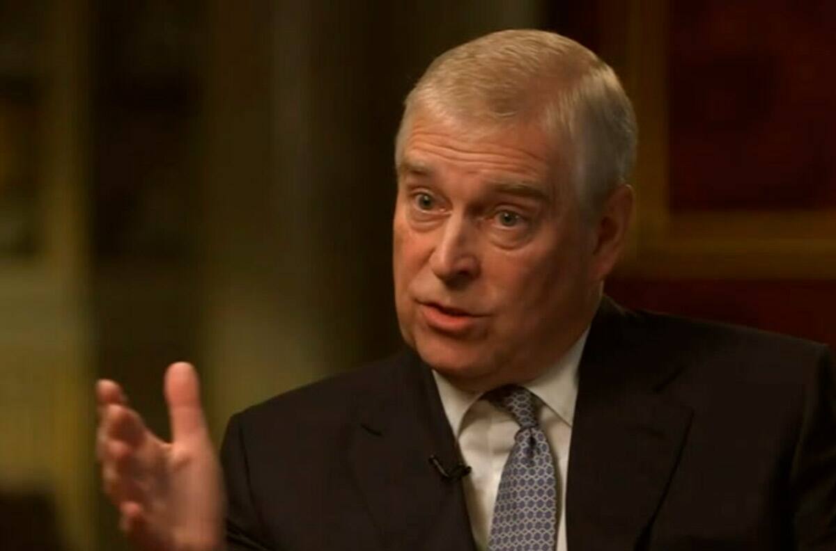 El escándalo financiero del príncipe Andrew también implica a sus hijas, las princesas Beatriz y Eugenia