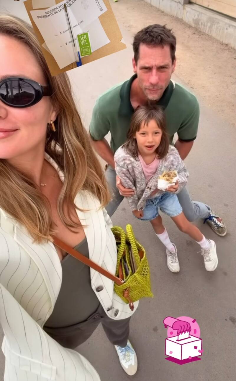 La pareja fue a votar.