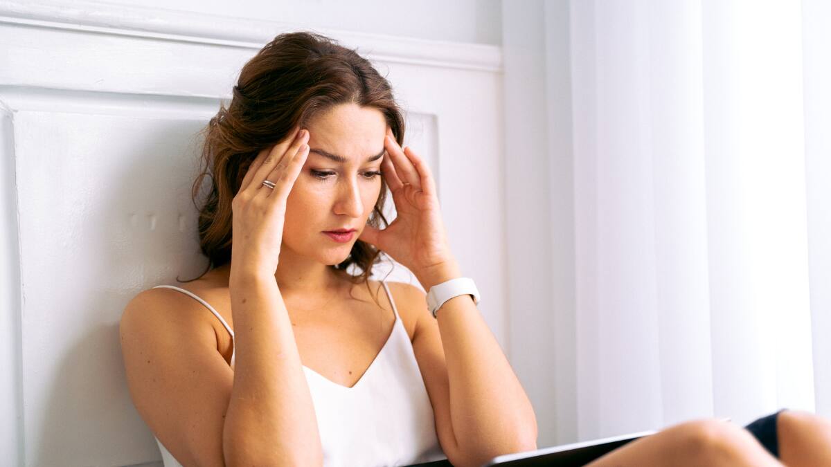 ¿Te sientes agotado? Ven a conocer qué prácticas diarias bajan tu vibración