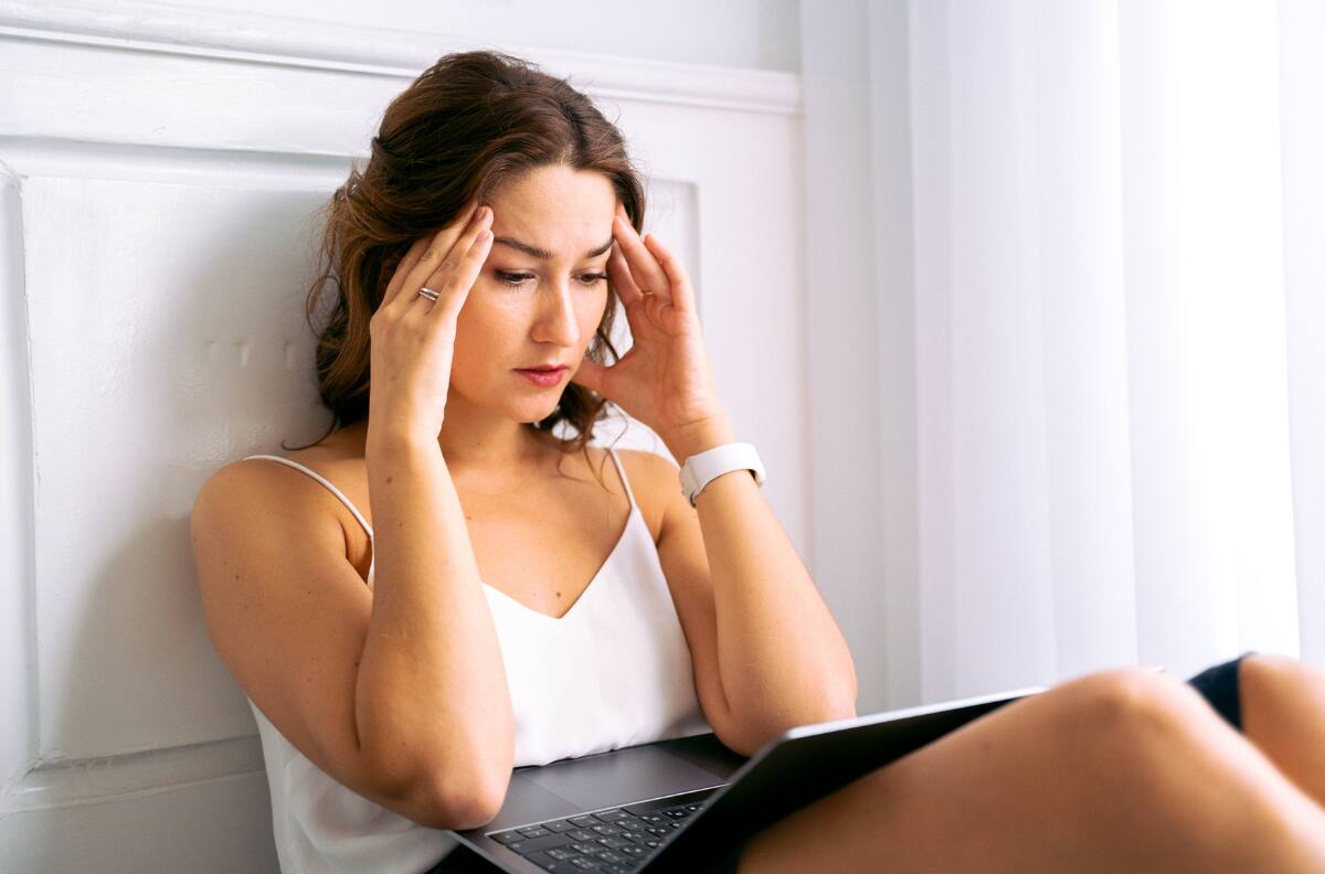 ¿Te sientes agotado? Ven a conocer qué prácticas diarias bajan tu vibración