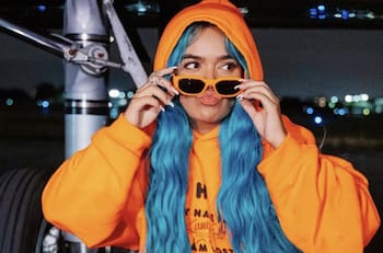 ¡Tremendo lujo! Karol G aumenta su colección de autos soñados