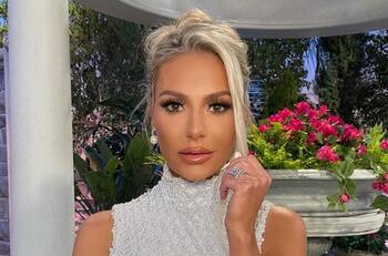 Estrella de "Real Housewives of Beverly Hills" sufrió violento asalto en su hogar: La habrían amenazado con arma de fuego