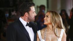JLo y Ben Affleck presumen su amor en la red carpet de Venecia