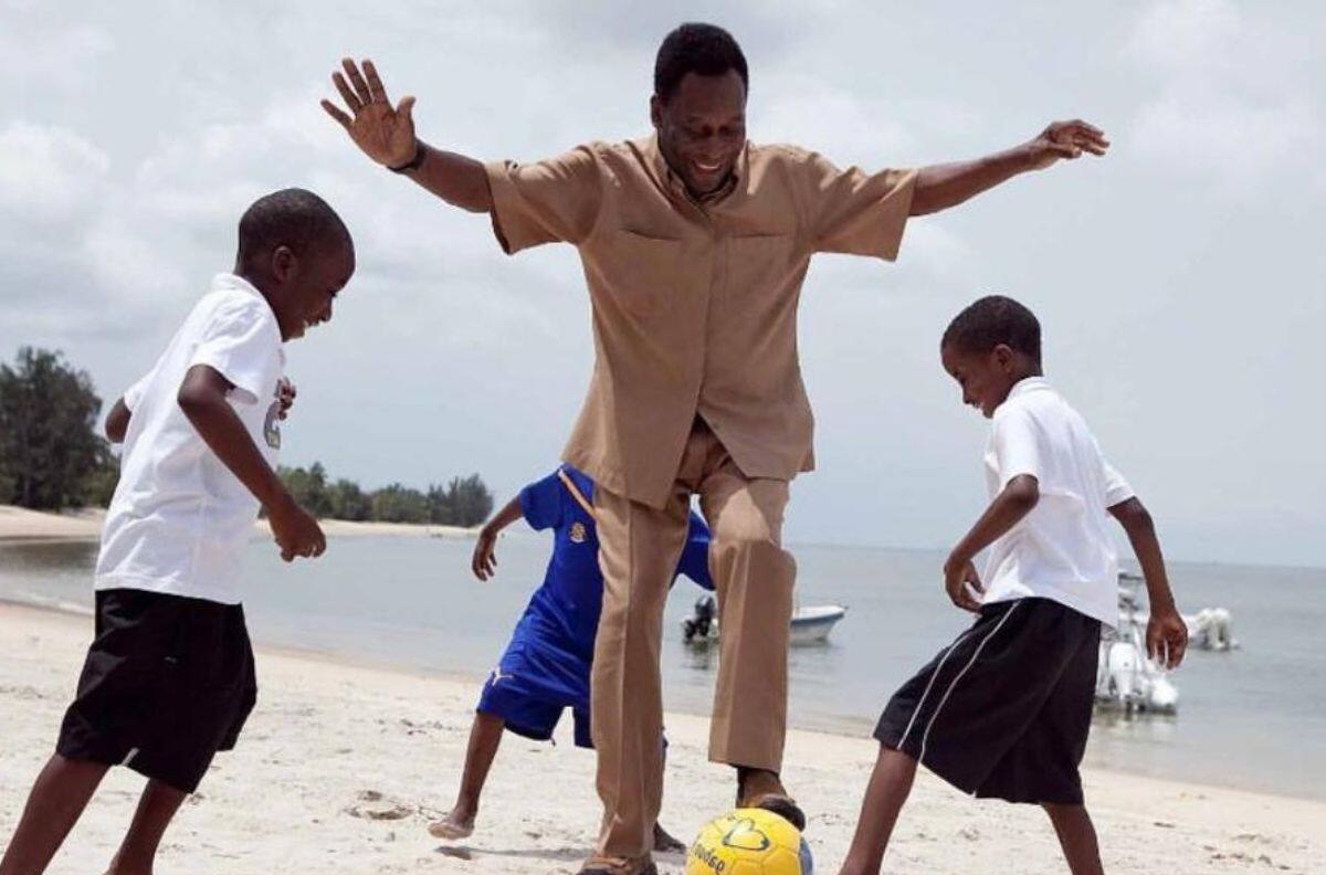 Aseguran que Pelé se está despidiendo de su familia a través de videollamadas