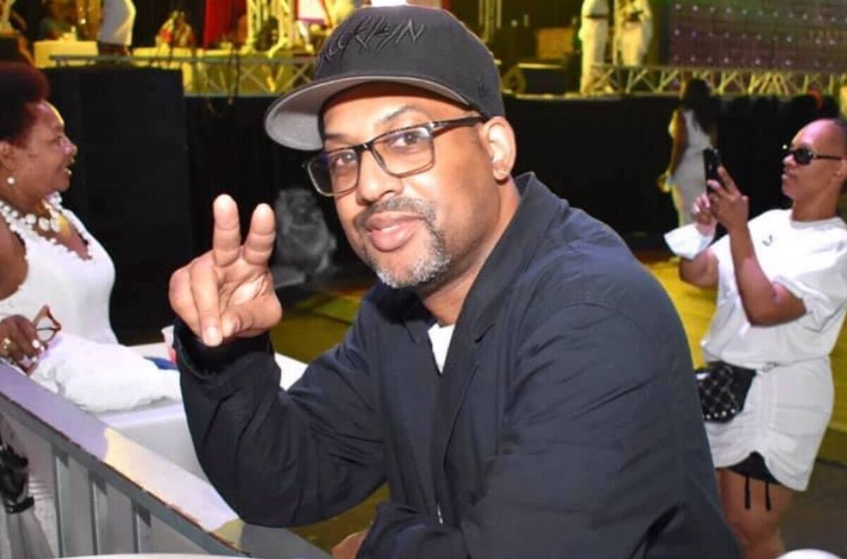 El hermano pequeño de Chris Rock reta a Will Smith a una pelea de box