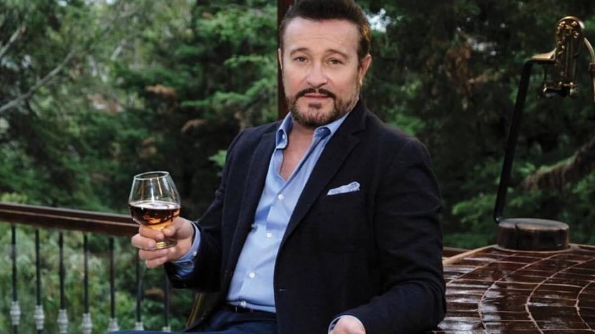“Fue una maldad": Así besaba Thalía a Arturo Peniche en la telenovela "María Mercedes"