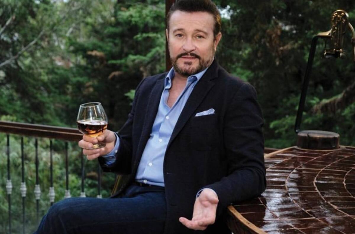 “Fue una maldad": Así besaba Thalía a Arturo Peniche en la telenovela "María Mercedes"