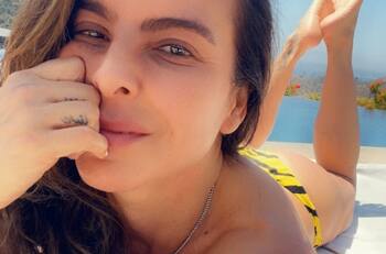 Kate del Castillo celebra sus 50 años con espectaculares fotos en body negro