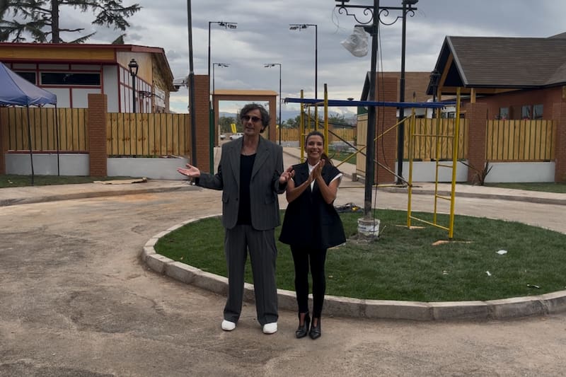 Conocimos de manera exclusiva las casas del nuevo reality en el 13.