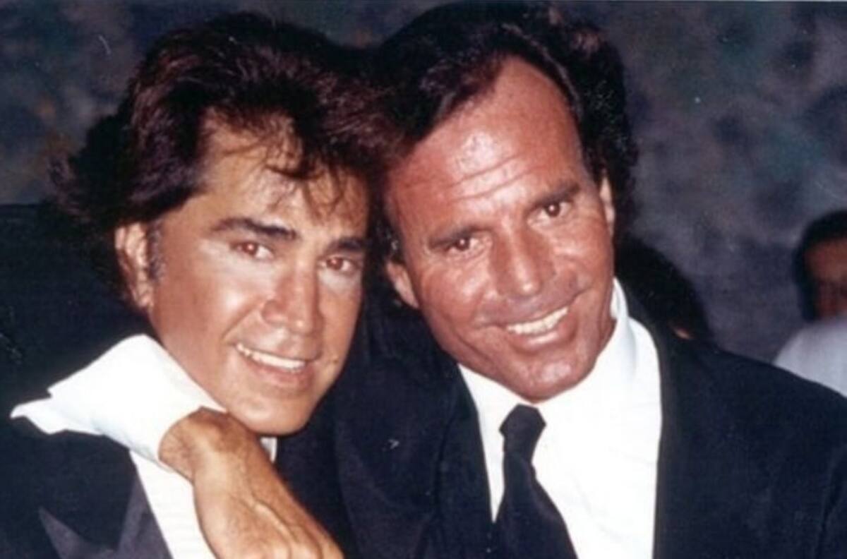 El "Puma Rodríguez" habla de la salud de Julio Iglesias ¿está en silla de ruedas?