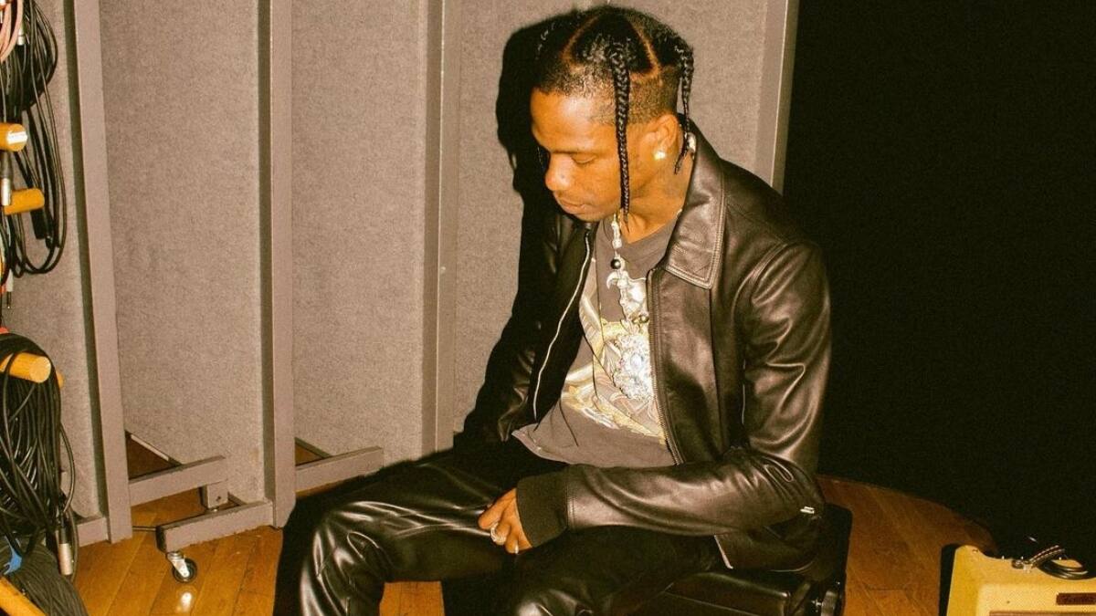 "Tienes que decir algo": fans invaden redes sociales de Travis Scott tras tragedia en el Astroworld