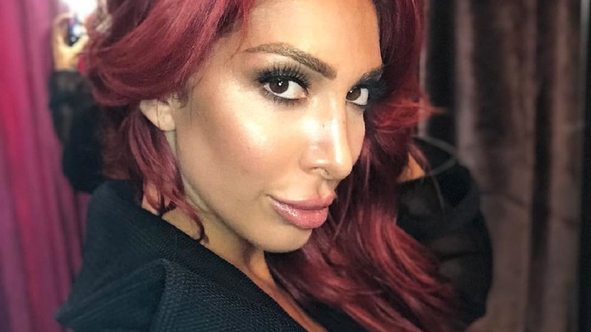 Ex "Teen Mom", Farrah Abraham, fue arrestada y compartió video criticando la forma en que fue detenida