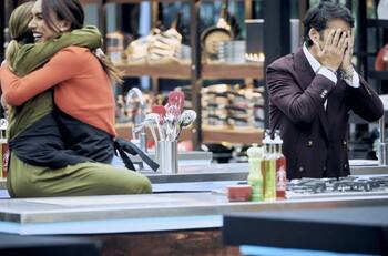 “¡Qué terquedad!”: Manuela se enfrenta al chef Chris Carpentier en “MasterChef Celebrity”