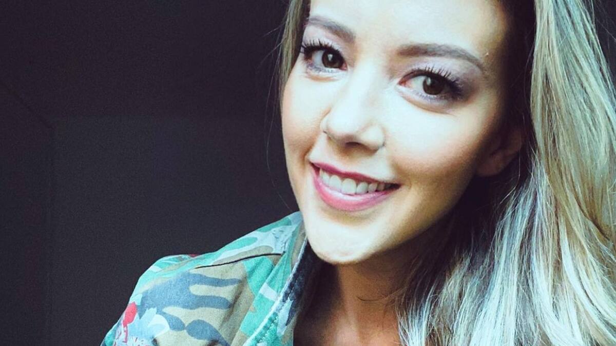 "Tú me haces sonreír": Fernanda Castillo sube la primera foto de la carita de su bebé