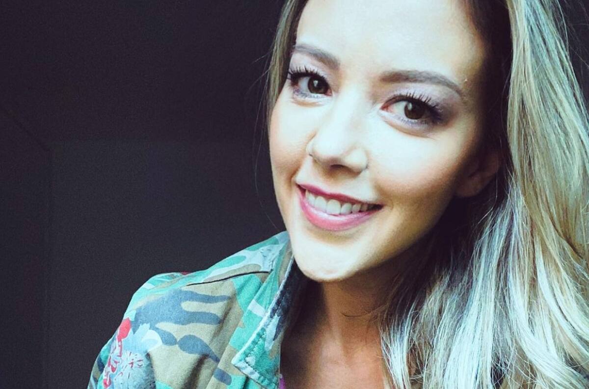 "Tú me haces sonreír": Fernanda Castillo sube la primera foto de la carita de su bebé