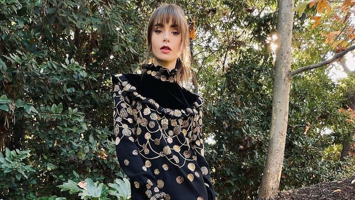 Lily Collins recibe invitación a comer tamales en México