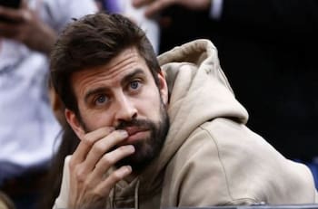 Gerard Piqué es captado llegando a Miami y le llueven criticas por su aspecto