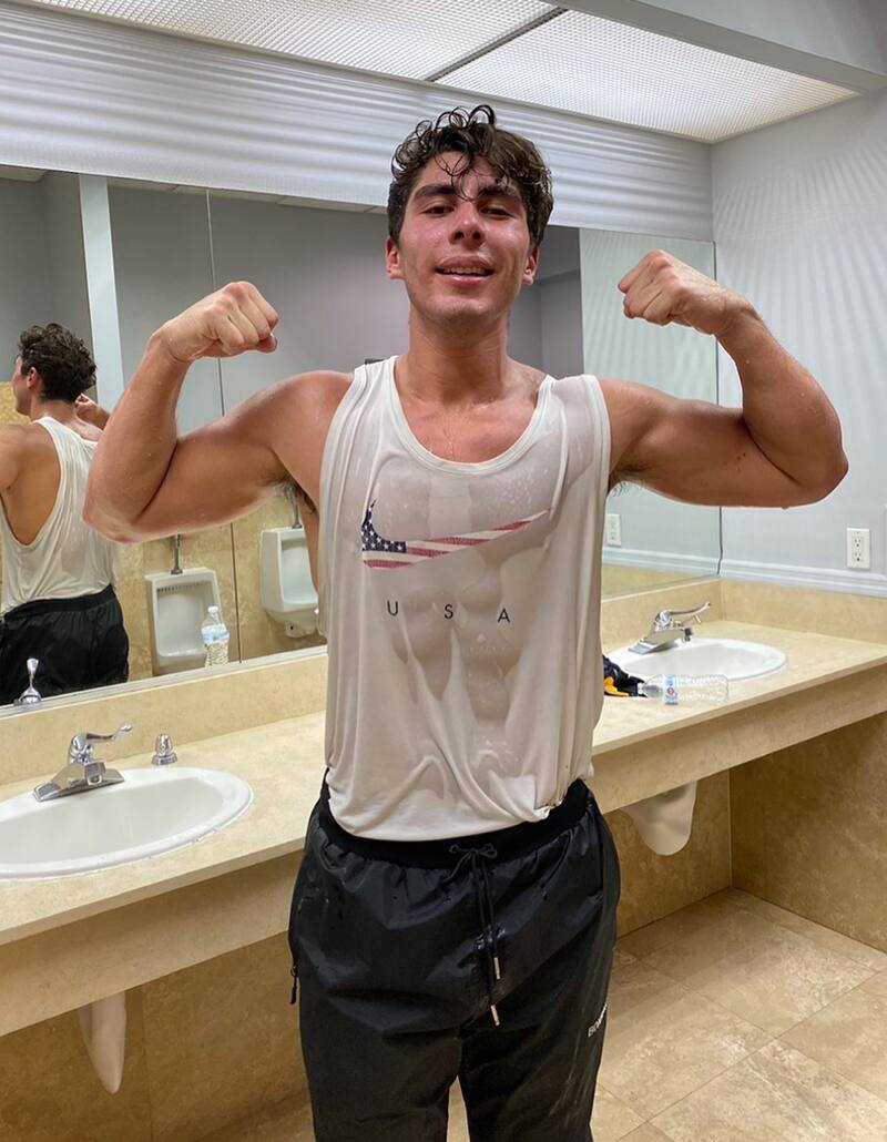 El hijo de Chayanne es también un influencer en redes sociales, donde tiene más de 370 mil seguidores.