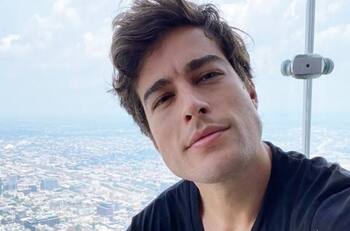 Danilo Carrera se retira de las telenovelas para cuidar de su madre enferma de cáncer