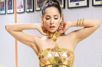 Al mejor estilo de Karol G, Carmen Villalobos saca la "Gatúbela" que lleva por dentro