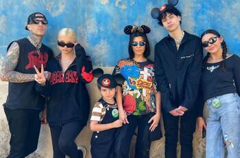 Hijos de Kourtney Kardashian agradecen a Travis Barker el Día del Padre