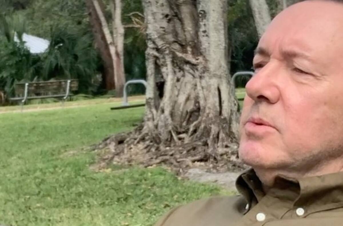 Kevin Spacey es acusado de cuatro cargos de agresión sexual en Reino Unido