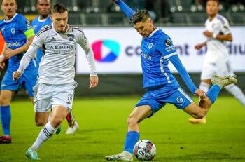 El defensor apuntado por el América dice ‘paso’: “Quiero seguir en Europa”