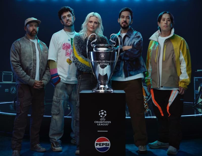 La banda se encuentra actualmente en Múnich, Alemania, para presentarse en la final de la UEFA Champions League.
