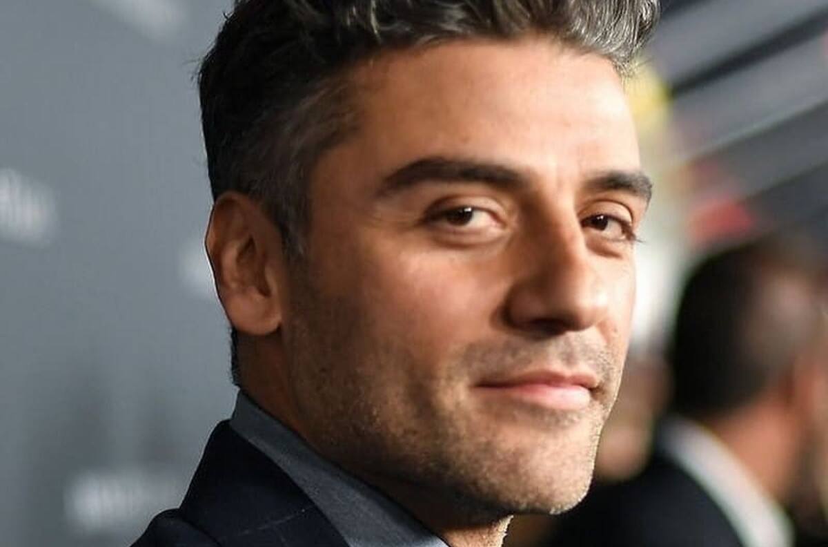 ¿Qué hizo? Oscar Isaac realizó particular gesto a Jessica Chastain y se viralizó rápidamente