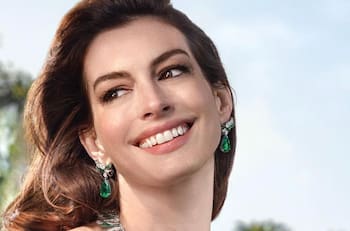 Anne  Hathaway revela cuál es su outfit favorito de la icónica cinta "El diablo viste a la moda"