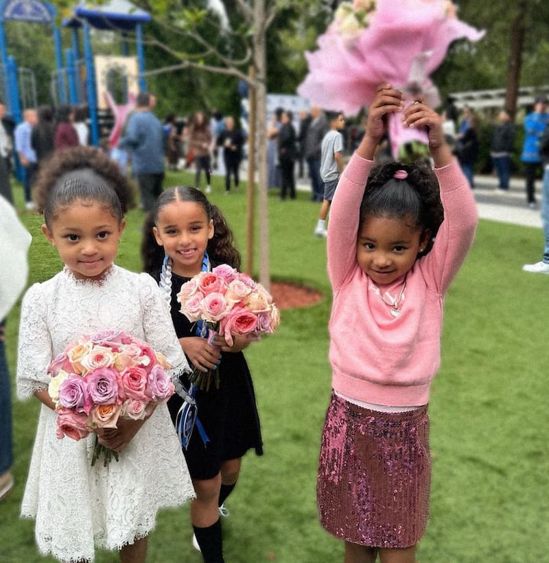 Las tres primas se graduaron de pre-kínder