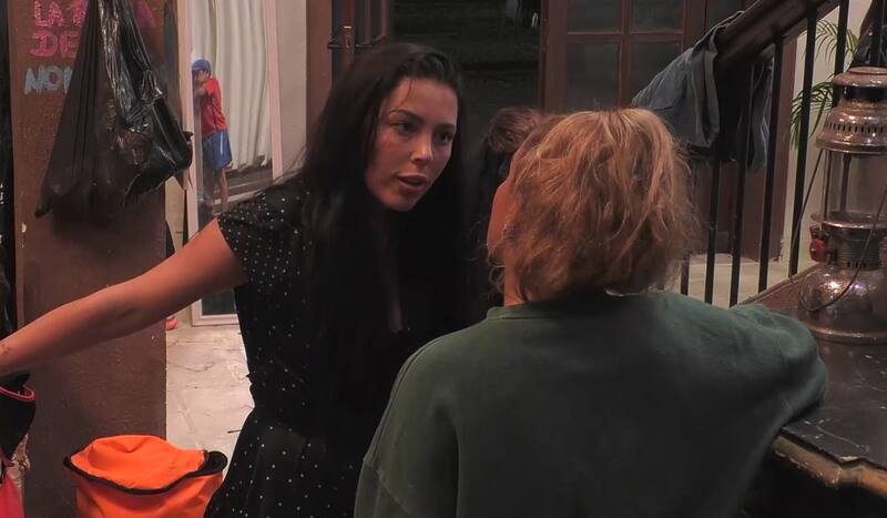 La pelea entre Daniela Aránguiz y Daniela Castro terminó en un tenso cara a cara.